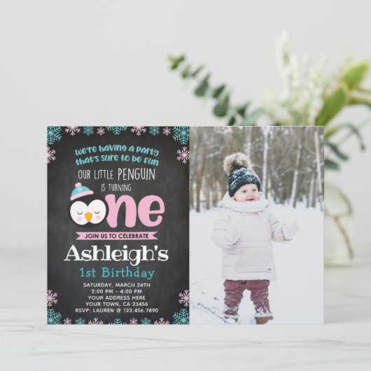 Invitation au premier anniversaire de Penguin avec (Debout devant)