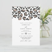 Invitation AUBREE Empreinte de léopard moderne Safari Mariage (Debout devant)