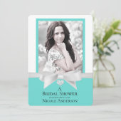 Invitation Audrey Turquoise Bow Fête des mariées moderne Phot (Debout devant)