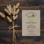 Invitation ©Aujourd'hui dans l'amour Frog Couple Wedding show<br><div class="desc">Y'a de l'amour dans l'air ! Comme ce couple de grenouilles est mignon ! Un design alternatif qui ne manquera pas d'attirer le sourire de celui que vous envisagez d'invitation à votre mariage. Particulièrement adapté pour une ferme ou un mariage d'étang en été. Tout le texte est personnalisable. Cette invitation peut...</div>
