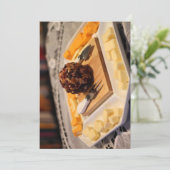 Invitation avec couverture de plateau de fromage (Debout devant)