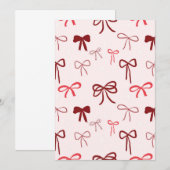 Invitation avec un joli nœud rouge (Devant / Derrière)