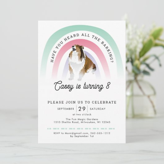 Invitation Avez-vous entendu, arc-en-ciel et chien Anniversai (Debout devant)