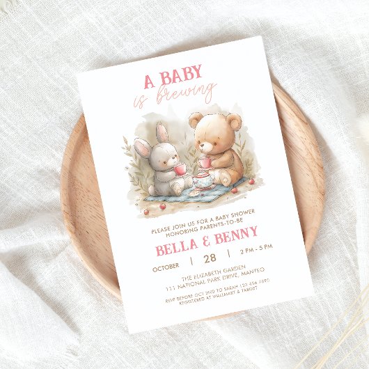 Invitation Baby est en train de brasser Tea Party Baby shower