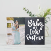 Invitation Baby It's Cold Outside Chalkboard vacances photo (Debout devant)