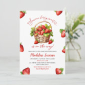 Invitation Baby shower à thème Berry Sweet Strawberry (Debout devant)