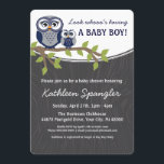 Invitation Baby shower à thème Hibou<br><div class="desc">Qui a un bébé ? Tu es bien sûr ma future maman préférée ! Cet adorable invitation 5x7 est le ton parfait pour un baby shower au thème hibou.</div>