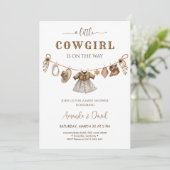 Invitation Baby shower Cowgirl (Debout devant)