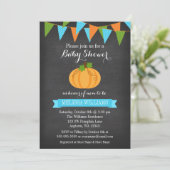 Invitation Baby shower d'automne de Chalkboard Citrouille Bun (Debout devant)