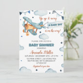 Invitation Baby shower d'avion (Debout devant)
