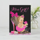 Invitation Baby shower de chaussure Leopard rose chaud (Debout devant)