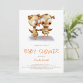 Invitation Baby shower de chouettes jumelles (Debout devant)