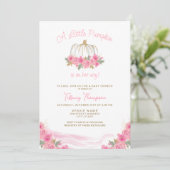 Invitation Baby shower de fille de chute rose petit Citrouill (Debout devant)