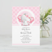 Invitation Baby shower de fille d'éléphant rose (Debout devant)