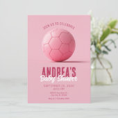 Invitation Baby shower de football rose (Debout devant)