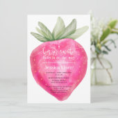 Invitation Baby shower de fraise aux airelles roses (Debout devant)
