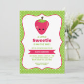 Invitation Baby shower de fraise doux Little Sweetie (Debout devant)