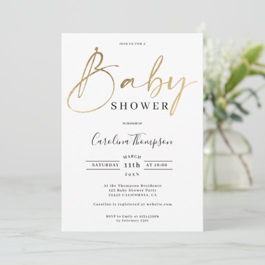 Invitation Baby shower de police de script or chic moderne (Debout devant)