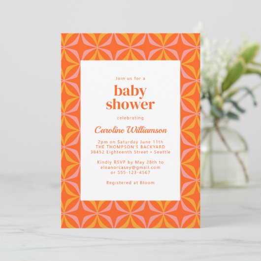 Invitation Baby shower de typographie moderne Orange Retro Bo (Debout devant)