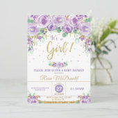 Invitation Baby shower floral pourpre de fleurs c'est une (Debout devant)