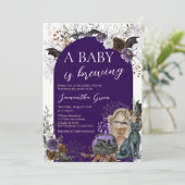 Invitation Baby shower gothique d'Halloween de fille violette (Debout devant)