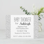 Invitation Baby shower gris d'empreinte de léopard (Debout devant)