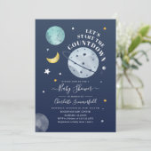 Invitation Baby shower moderne de typographie spatiale (Debout devant)