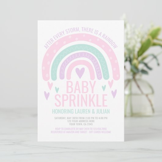 Invitation Baby shower Rainbow moderne (Debout devant)