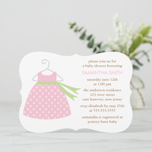 Invitation Baby shower rose de robe (Debout devant)