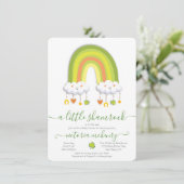 Invitation Baby shower Shamrock arc-en-ciel de St. Patrick's  (Debout devant)