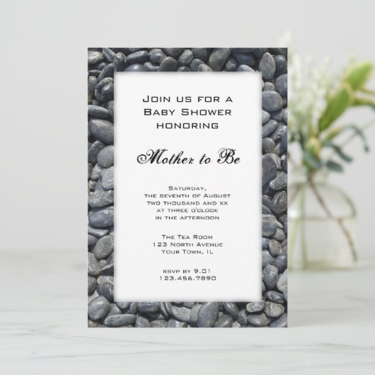 Invitation Baby shower Smooth Pebbles (Debout devant)