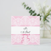 Invitation Baby shower vintage dentelle fille (Debout devant)