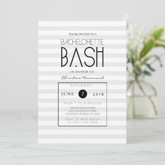 Invitation Bachelorette Bachelorette Gris Chic (Debout devant)