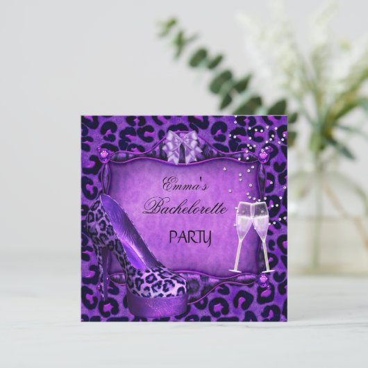 Invitation Bachelorette Party Purple Leopard Black Chaussures (Debout devant)