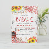 Invitation Backyard BBQ Baby Shower (Debout devant)