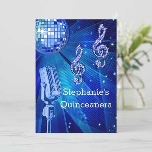 Invitation Bal Disco Bleu et Microphone Rétro Quinceañera (Debout devant)