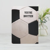 Invitation Balle de soccer blanche et noire (Debout devant)