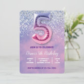 Invitation Ballons violet et rose 5e anniversaire (Debout devant)