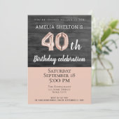 Invitation Balloon rose bois rustique fête le 40e anniversair (Debout devant)