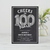 Invitation Balons en argent Rustique Chalkboard 100e annivers (Debout devant)