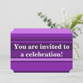 Invitation Bandes violettes monogrammes (Debout devant)