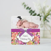 Invitation Baptême de bébé fille floral rose violet (Debout devant)