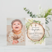 Invitation Baptême rustique photo bois chute feuillage (Debout devant)