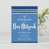 Invitation Bar Mitzvah Moderne Tallit Bleu Argent Écriture Gr (Debout devant)