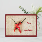 invitation barbecue de piment rouge chaud (Debout devant)