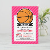 Invitation Basketball sur rayures roses, rayé (Debout devant)