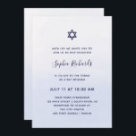 Invitation Bat mitzvah bleu en pastel de l'aquarelle |<br><div class="desc">Ces invitations élégantes et à la mode de Mitzvah de bat mitzvah ou de barre comportent un arrière - plan bleu-clair de lavage d'aquarelle d'ombre. Votre information apparaît dans un mélange de la typographie manuscrite de manuscrit plus foncé, de bleu marine et du texte moderne de caractère sans obit et...</div>