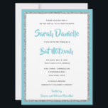 Invitation Bat mitzvah brillant bleu et argent grand<br><div class="desc">Cette invitation Bat mitzvah branchée présente une parties scintillant scintillante superposée à un arrière - plan de couleur solide. Utilisez le formulaire modèle pour ajouter vos propres informations. L'outil de conception peut être utilisé pour modifier le style de police,  la couleur et la disposition.</div>