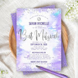 Invitation Bat mitzvah Parties scintillant Argent Purple Aqua<br><div class="desc">Soyez fier, réjouissez-vous et présentez cette étape importante de votre Bat mitzvah préféré ! Envoyez cette invitation étonnante, moderne, personnalisée pour un événement à retenir. Scénario de feuille d'argent, points de parties scintillant. Star of David et script de typographie superposent un arrière - plan d'aquarelle violet clair. Personnalisez le texte...</div>