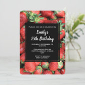 Invitation Batte de fraises rousses juteuses Anniversaire (Debout devant)